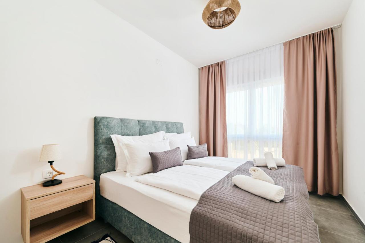 Apartments San Maris 乌马格 外观 照片