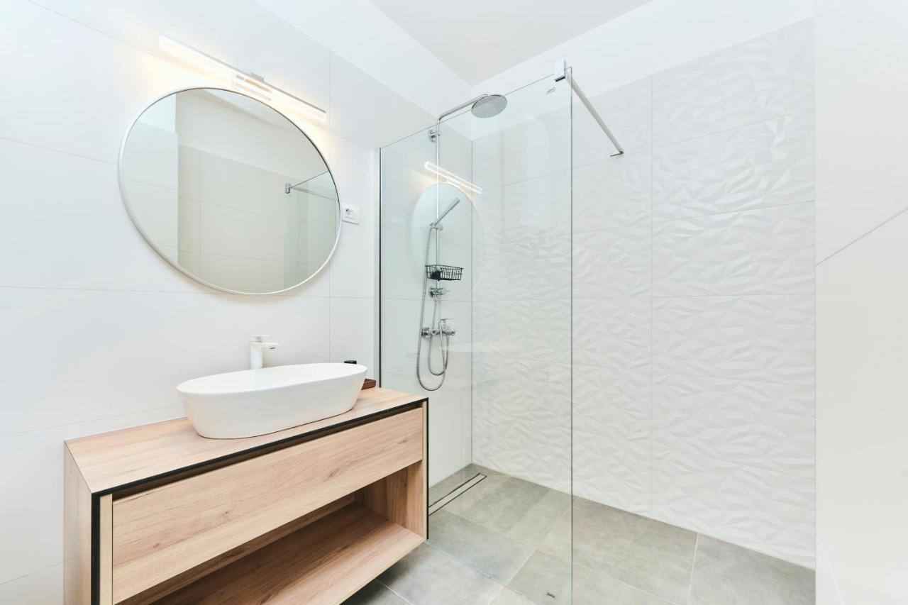 Apartments San Maris 乌马格 外观 照片
