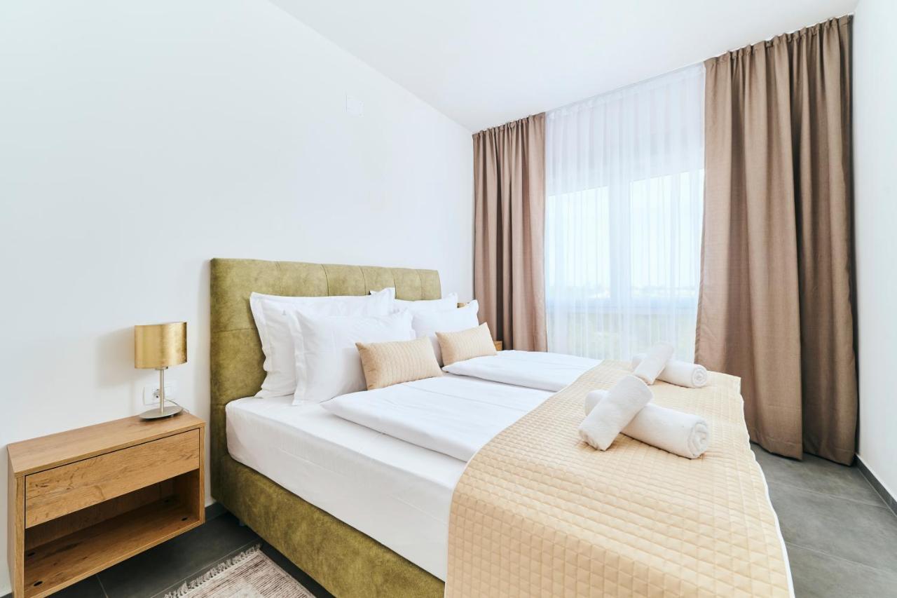 Apartments San Maris 乌马格 外观 照片